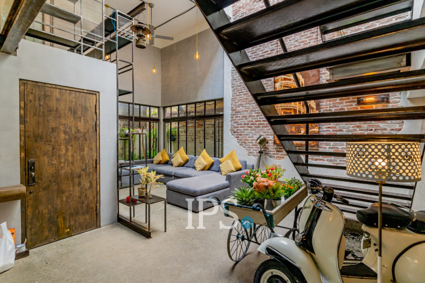 3 Bedroom Townhouse For Sale - Tonle Bassac, Phnom Penh