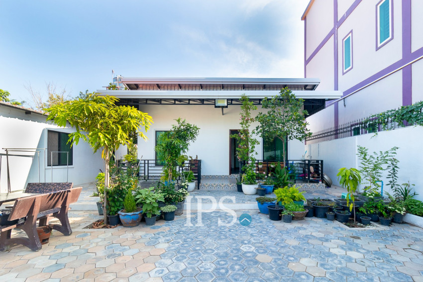 1 Bedroom House For Rent - Svay Dangkum, Siem Reap