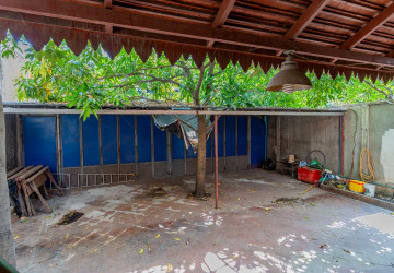 6 Bedroom Villa For Sale - Chip Mong 271, Chak Angrae Leu, Phnom Penh thumbnail