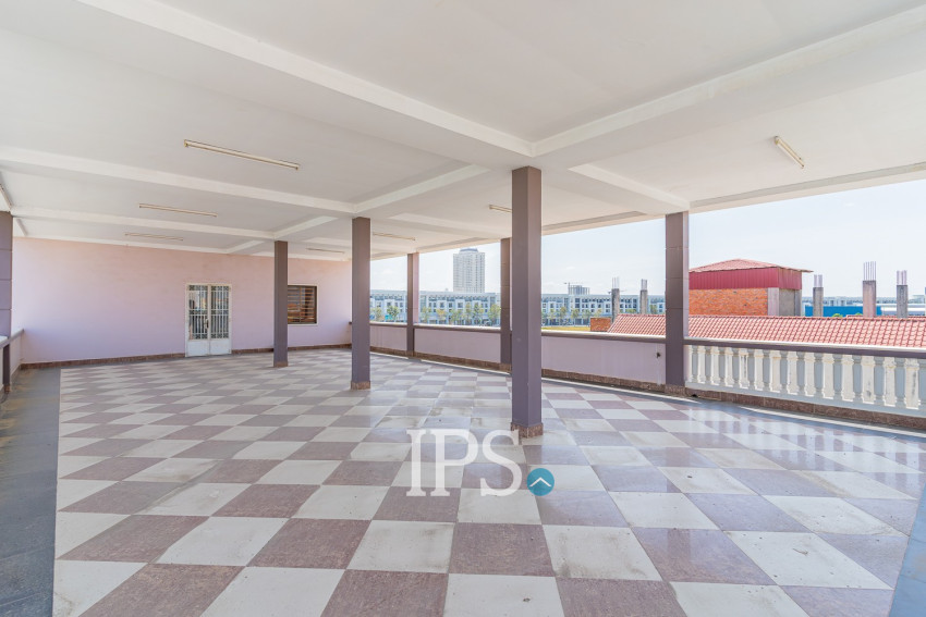 6 Bedroom Villa For Sale - Chip Mong 271, Chak Angrae Leu, Phnom Penh