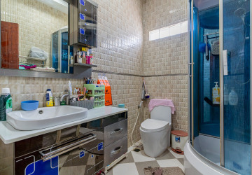 6 Bedroom Villa For Sale - Chip Mong 271, Chak Angrae Leu, Phnom Penh thumbnail