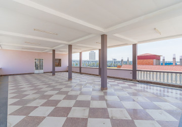 6 Bedroom Villa For Sale - Chip Mong 271, Chak Angrae Leu, Phnom Penh thumbnail