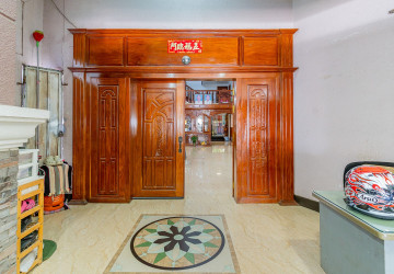 6 Bedroom Villa For Sale - Chip Mong 271, Chak Angrae Leu, Phnom Penh thumbnail