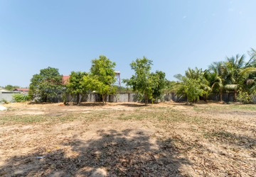 2,400 Sqm Commercial Land For Rent - Slor Kram, Siem Reap thumbnail