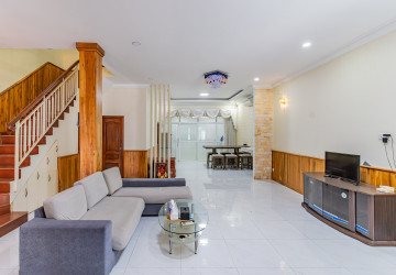 4 Bedroom Twin Villa For Rent - Bassac Garden City, Tonle Bassac, Phnom Penh thumbnail