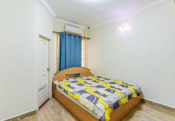 4 Bedroom Twin Villa For Rent - Bassac Garden City, Tonle Bassac, Phnom Penh thumbnail