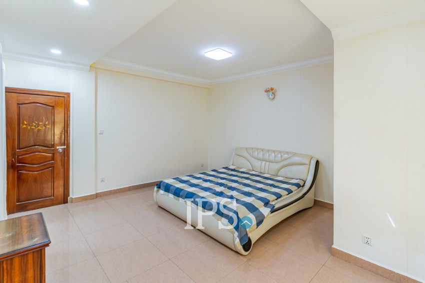 4 Bedroom Twin Villa For Sale - Bassac Garden City, Tonle Bassac, Phnom Penh