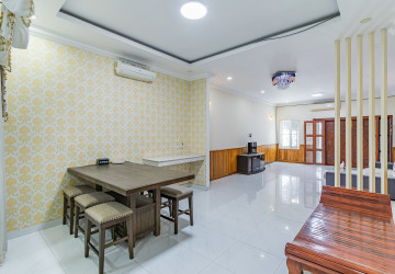 4 Bedroom Twin Villa For Sale - Bassac Garden City, Tonle Bassac, Phnom Penh thumbnail