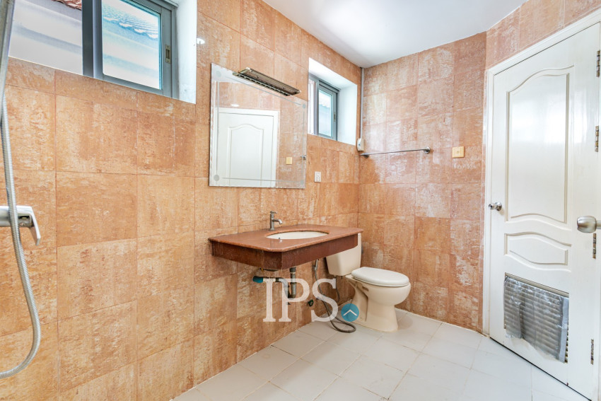 4 Bedroom Twin Villa For Sale - Bassac Garden City, Tonle Bassac, Phnom Penh