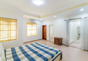 4 Bedroom Twin Villa For Sale - Bassac Garden City, Tonle Bassac, Phnom Penh thumbnail