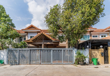 4 Bedroom Twin Villa For Sale - Bassac Garden City, Tonle Bassac, Phnom Penh thumbnail