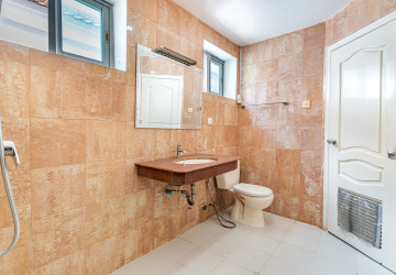 4 Bedroom Twin Villa For Sale - Bassac Garden City, Tonle Bassac, Phnom Penh thumbnail