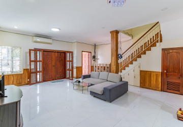 4 Bedroom Twin Villa For Sale - Bassac Garden City, Tonle Bassac, Phnom Penh thumbnail