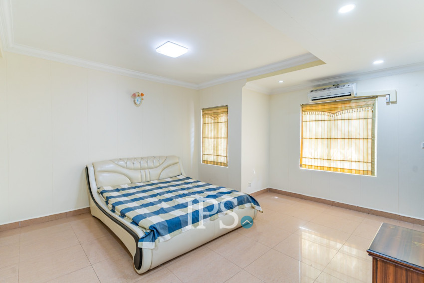 4 Bedroom Twin Villa For Sale - Bassac Garden City, Tonle Bassac, Phnom Penh