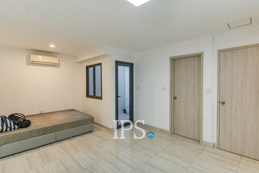 5 Bedroom Linked House For Rent - The Palm, Nirouth, Phnom Penh