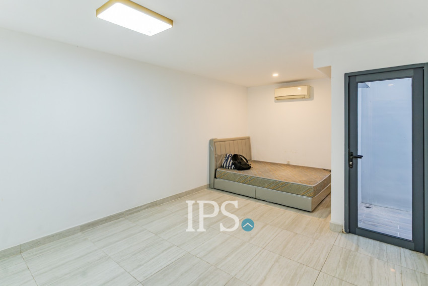 5 Bedroom Linked House For Rent - The Palm, Nirouth, Phnom Penh