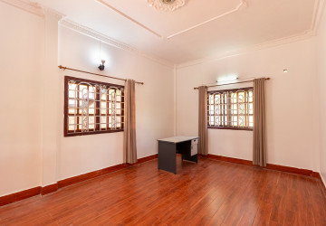 4 Bedroom House For Rent - Sra Ngae, Siem Reap thumbnail