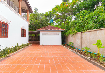 4 Bedroom House For Rent - Sra Ngae, Siem Reap thumbnail