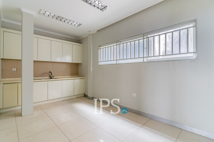 259 Sqm Commercial Building For Rent - Veal Vong, Phnom Penh