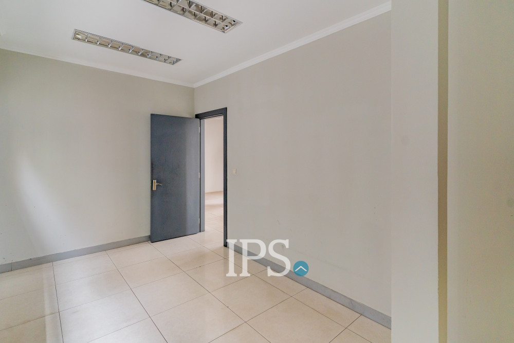 259 Sqm Commercial Building For Rent - Veal Vong, Phnom Penh - Image 21