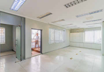 259 Sqm Commercial Building For Rent - Veal Vong, Phnom Penh thumbnail