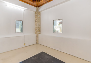 9 Room Commercial Villa For Rent - Toul Tum Poung 1, Phnom Penh thumbnail