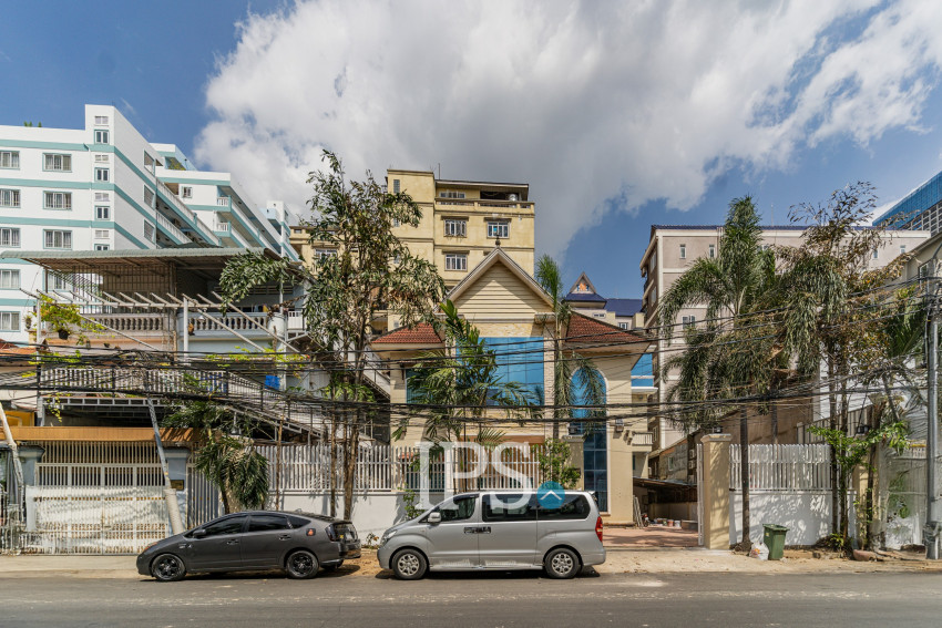 9 Room Commercial Villa For Rent - Toul Tum Poung 1, Phnom Penh