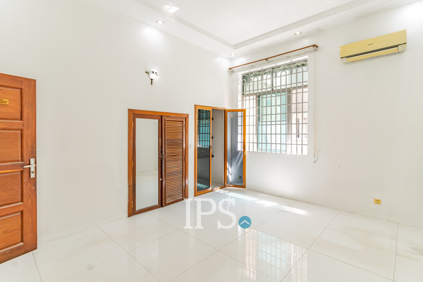 9 Room Commercial Villa For Rent - Toul Tum Poung 1, Phnom Penh