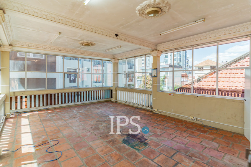 9 Room Commercial Villa For Rent - Toul Tum Poung 1, Phnom Penh