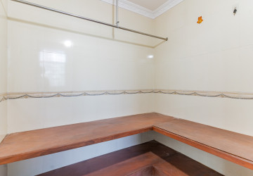 9 Room Commercial Villa For Rent - Toul Tum Poung 1, Phnom Penh thumbnail