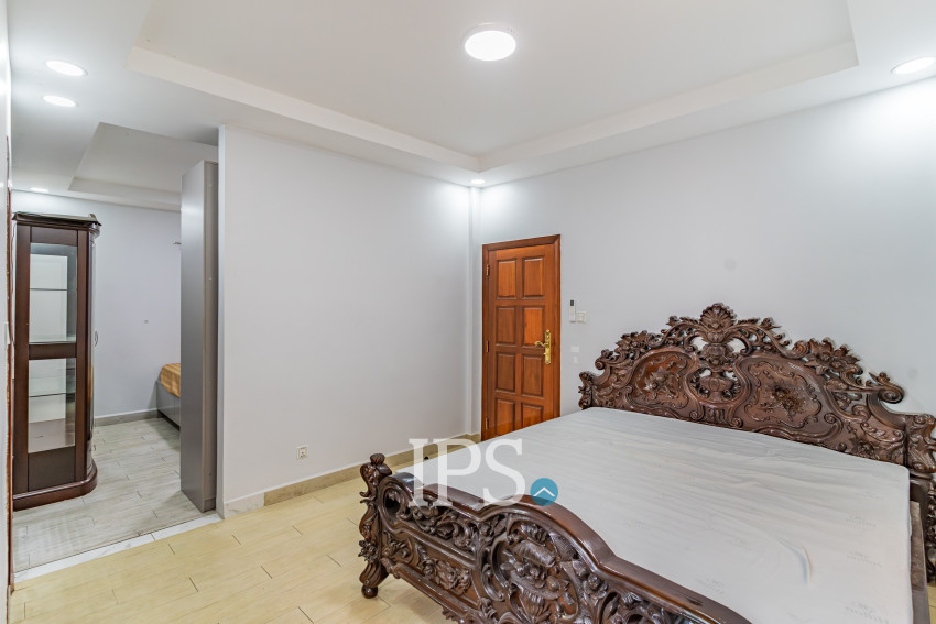 4 Bedroom Villa For Rent - Bassac Garden City, Tonle Bassac, Phnom Penh