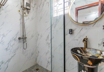 4 Bedroom Villa For Rent - Bassac Garden City, Tonle Bassac, Phnom Penh thumbnail