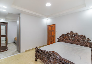 4 Bedroom Villa For Rent - Bassac Garden City, Tonle Bassac, Phnom Penh thumbnail