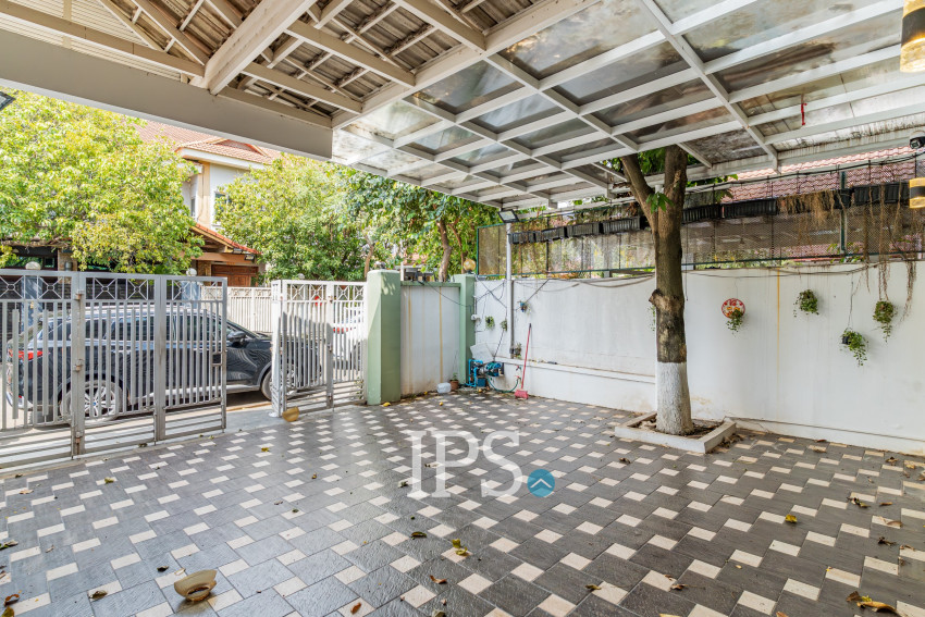 4 Bedroom Villa For Rent - Bassac Garden City, Tonle Bassac, Phnom Penh