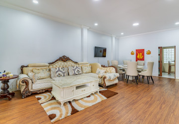 4 Bedroom Villa For Rent - Bassac Garden City, Tonle Bassac, Phnom Penh thumbnail