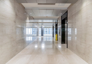 299.63 Sqm Office For Rent - Tonle Bassac, Phnom Penh thumbnail