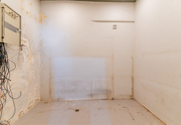 665 Sqm Commercial Building For Rent - Phsar Kandal 1, Phnom Penh thumbnail