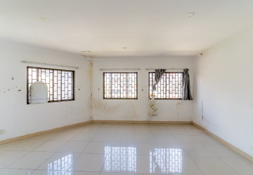 665 Sqm Commercial Building For Rent - Phsar Kandal 1, Phnom Penh thumbnail