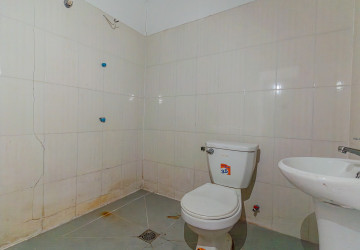 665 Sqm Commercial Building For Rent - Phsar Kandal 1, Phnom Penh thumbnail