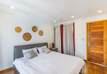Renovated Loft 2 Bedroom Apartment For Rent - Phsar Kandal 1, Phnom Penh thumbnail