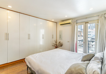Renovated Loft 2 Bedroom Apartment For Rent - Phsar Kandal 1, Phnom Penh thumbnail