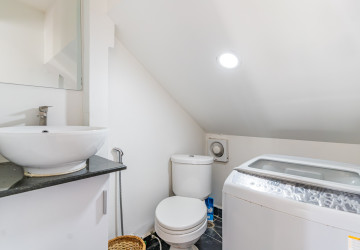 Renovated Loft 2 Bedroom Apartment For Rent - Phsar Kandal 1, Phnom Penh thumbnail