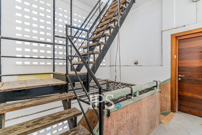 Renovated Loft 2 Bedroom Apartment For Rent - Phsar Kandal 1, Phnom Penh