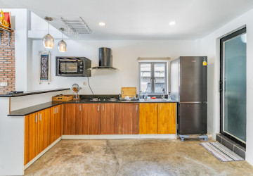 Renovated Loft 2 Bedroom Apartment For Sale - Phsar Kandal 1, Phnom Penh thumbnail