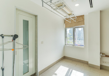 Duplex 5 Bedroom Serviced Penthouse For Rent - BKK1, Phnom Penh thumbnail