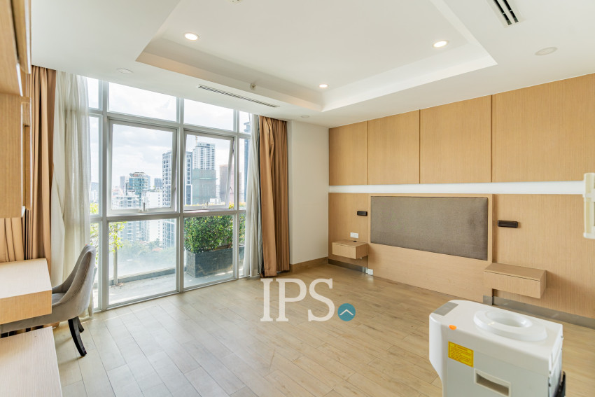 Duplex 5 Bedroom Serviced Penthouse For Rent - BKK1, Phnom Penh