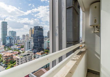 Duplex 5 Bedroom Serviced Penthouse For Rent - BKK1, Phnom Penh thumbnail