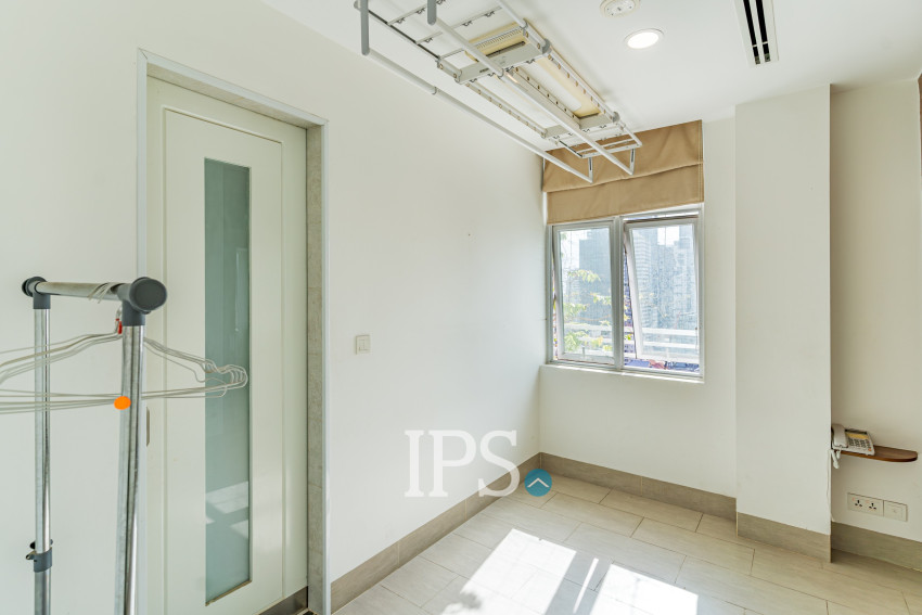 Duplex 5 Bedroom Serviced Penthouse For Rent - BKK1, Phnom Penh