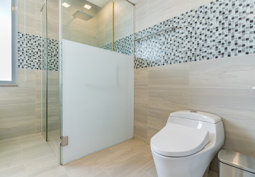 Duplex 5 Bedroom Serviced Penthouse For Rent - BKK1, Phnom Penh thumbnail