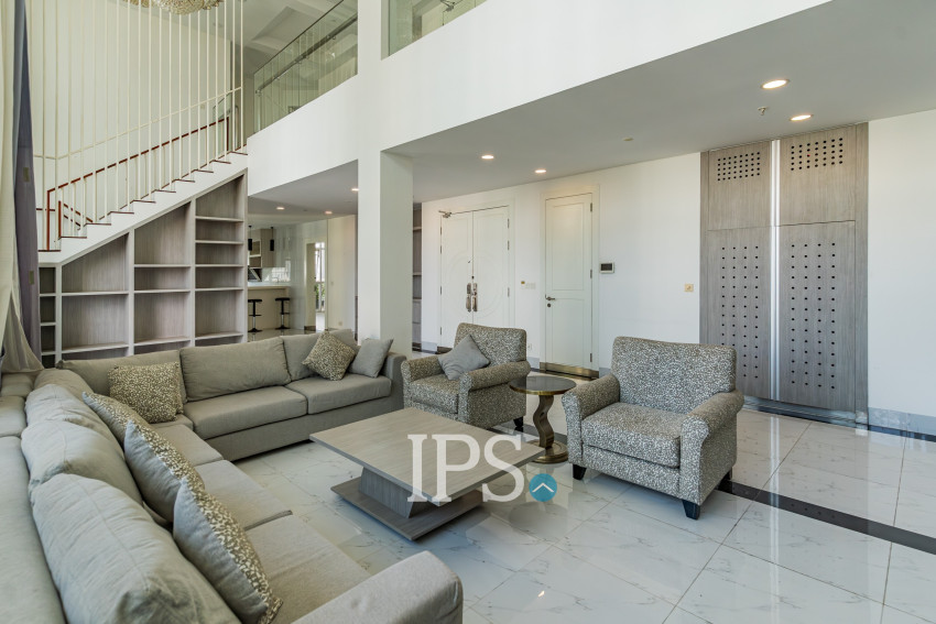 Duplex 5 Bedroom Serviced Penthouse For Rent - BKK1, Phnom Penh
